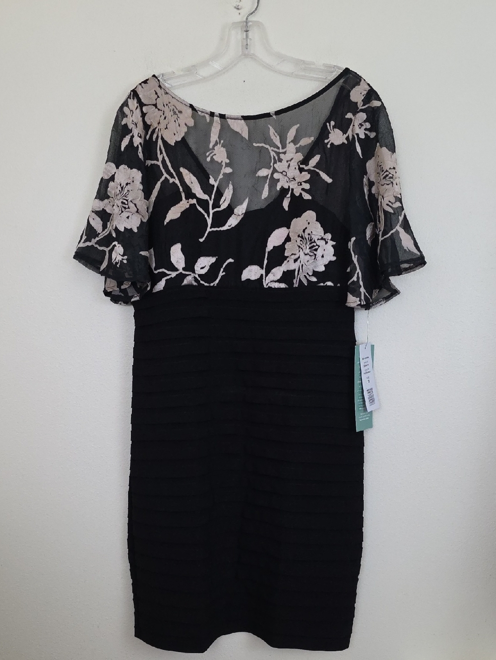 NWT Scarlett Black & Satin Gold Tan Floral Sheath Midi Dress 10